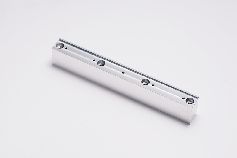 Wat is het verschil tussen 3, 4, 5 Axis CNC -bewerking?